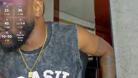 Snapshot of drake_nassir4 chatting on November 20, 3:23 pm ---Drake--- online show from November 20, 3:23 pm