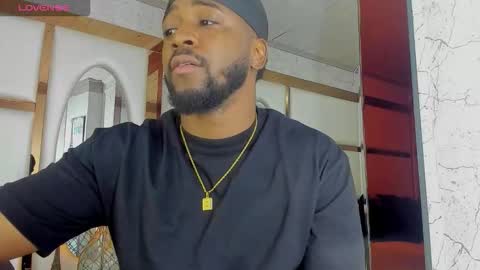 Snapshot of drake_nassir4 chatting on November 22, 3:11 pm ---Drake--- online show from November 22, 3:11 pm