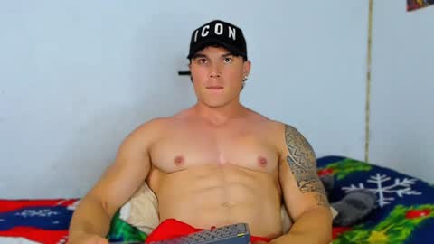 drake_xion1 online show from December 3, 9:45 pm