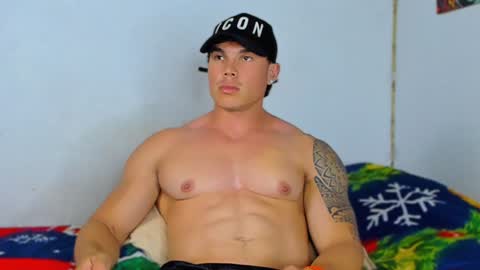 drake_xion1 online show from December 4, 9:35 pm