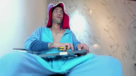 Drake Neuman online show from October 8, 4:10 am