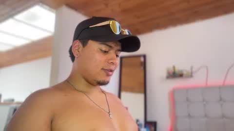 drakeeee online show from February 11, 6:02 pm