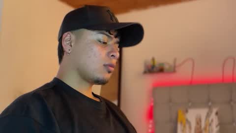 drakeeee online show from April 17, 2:42 pm