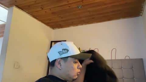 Snapshot of drakenn_ chatting on May 26, 1:07 pm drakeeee online show from May 26, 1:07 pm