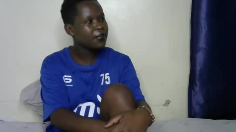 Snapshot of drama_queeen chatting on February 1, 7:45 pm drama_queeen online show from February 1, 7:45 pm