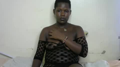 Snapshot of drama_queeen chatting on February 21, 7:09 am drama_queeen online show from February 21, 7:09 am