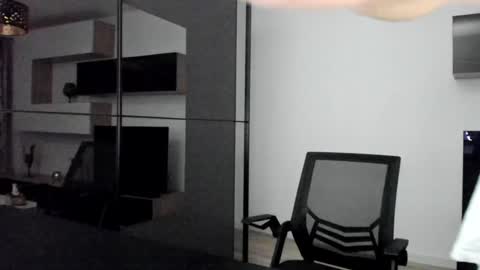 Snapshot of draven_a chatting on January 14, 7:32 pm Draven A online show from January 14, 7:32 pm