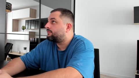 Snapshot of draven_a chatting on January 15, 11:10 am Draven A online show from January 15, 11:10 am