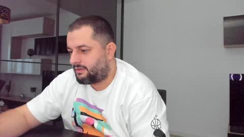 Snapshot of draven_a chatting on January 19, 2:17 pm Draven A online show from January 19, 2:17 pm