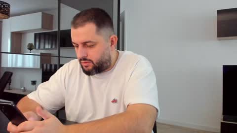 Snapshot of draven_a chatting on January 25, 8:10 am Draven A online show from January 25, 8:10 am