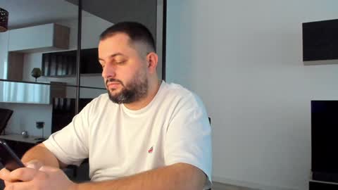 Snapshot of draven_a chatting on January 25, 2:14 pm Draven A online show from January 25, 2:14 pm