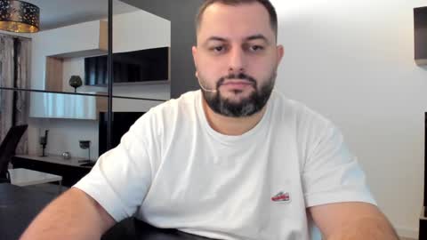 Snapshot of draven_a chatting on January 27, 6:41 am Draven A online show from January 27, 6:41 am