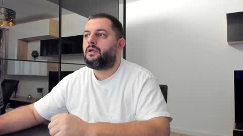 Snapshot of draven_a chatting on February 3, 7:18 am Draven A online show from February 3, 7:18 am