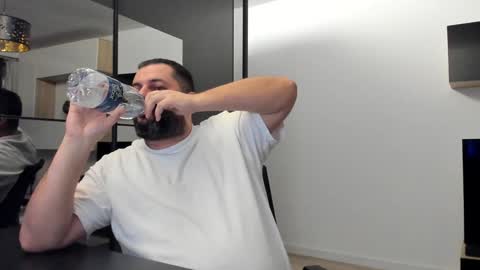 Snapshot of draven_a chatting on February 3, 5:14 pm Draven A online show from February 3, 5:14 pm