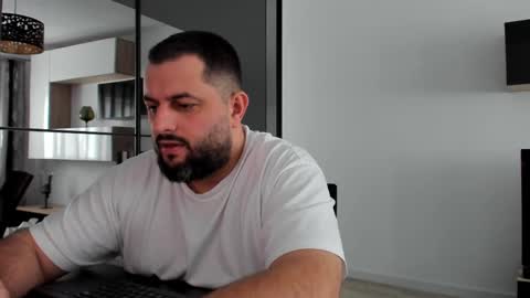 Snapshot of draven_a chatting on February 11, 12:37 pm Draven A online show from February 11, 12:37 pm