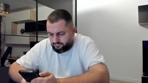 Snapshot of draven_a chatting on February 21, 6:15 pm Draven A online show from February 21, 6:15 pm