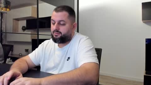 Snapshot of draven_a chatting on February 22, 10:09 pm Draven A online show from February 22, 10:09 pm