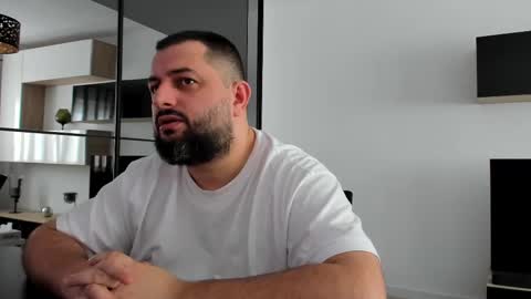 Snapshot of draven_a chatting on February 25, 11:30 am Draven A online show from February 25, 11:30 am