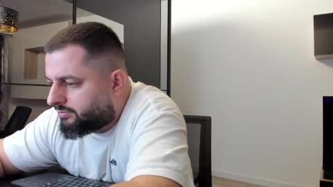 Snapshot of draven_a chatting on March 6, 4:49 pm Draven A online show from March 6, 4:49 pm