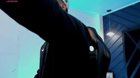 Draven online show from November 29, 11:35 am