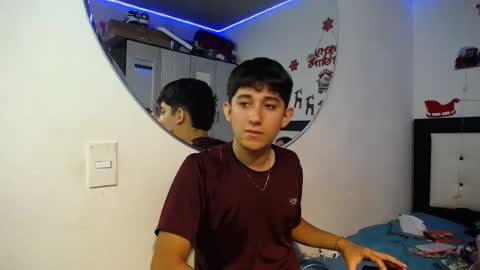 -- nicolle and jhon -- online show from December 20, 4:19 am