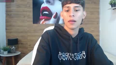 Snapshot of draxblade chatting on February 24, 7:12 pm DraxBlade online show from February 24, 7:12 pm