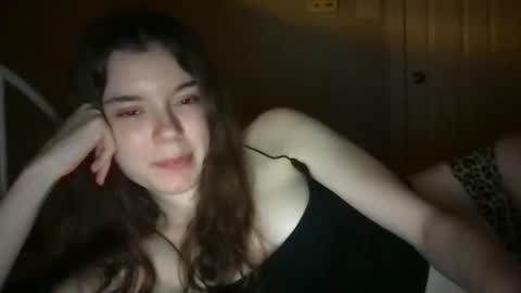 Snapshot of dream1girl_ chatting on March 6, 9:36 am ur dream girl online show from March 6, 9:36 am