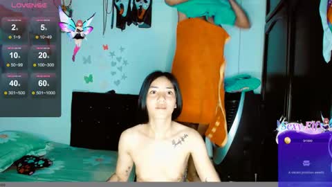 Snapshot of dream__girls69944 chatting on December 3, 9:11 am sharon online show from December 3, 9:11 am