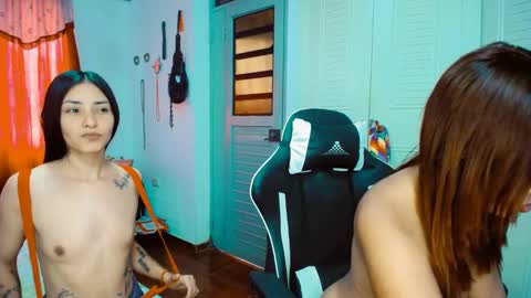 Snapshot of dream__girls69944 chatting on February 8, 4:36 pm sharon online show from February 8, 4:36 pm