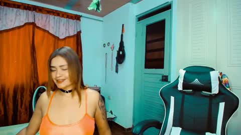 Snapshot of dream__girls69944 chatting on February 22, 10:31 pm sharon online show from February 22, 10:31 pm