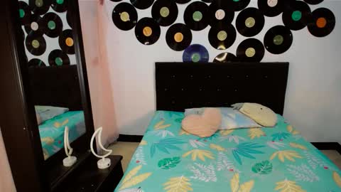 sharon online show from February 23, 8:12 am