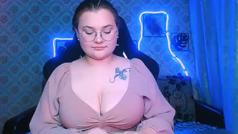 dreamforyoue2 online show from March 5, 8:16 pm