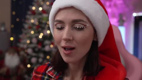 Snapshot of dreamgogo chatting on December 25, 10:16 pm Sarah online show from December 25, 10:16 pm