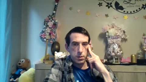 dreamguy38 online show from November 23, 9:20 am