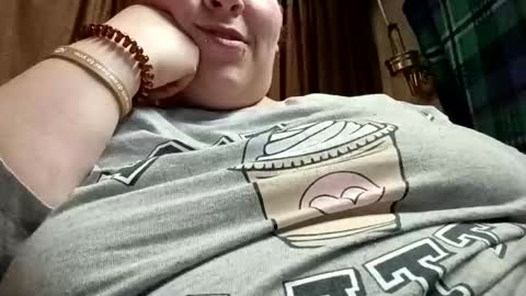 Snapshot of dreamscumtrue420 chatting on February 11, 5:12 am Dreamscumtrue420 online show from February 11, 5:12 am