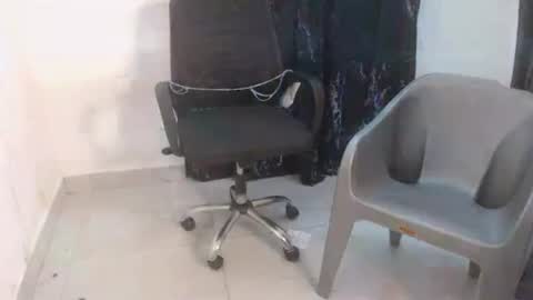 Snapshot of dreamy_wetpussy chatting on May 5, 8:17 pm BEAUTY online show from May 5, 8:17 pm
