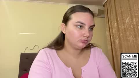 Mila online show from October 9, 3:43 pm