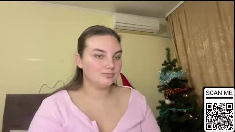 Mila online show from November 27, 5:15 pm