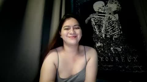 Snapshot of dreamycreamyst chatting on December 24, 1:16 am dreamycreamyst online show from December 24, 1:16 am