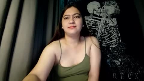 Snapshot of dreamycreamyst chatting on February 6, 11:58 pm dreamycreamyst online show from February 6, 11:58 pm