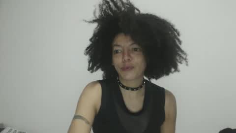 Snapshot of dreamylatina chatting on February 26, 1:37 am DreamyLatina online show from February 26, 1:37 am