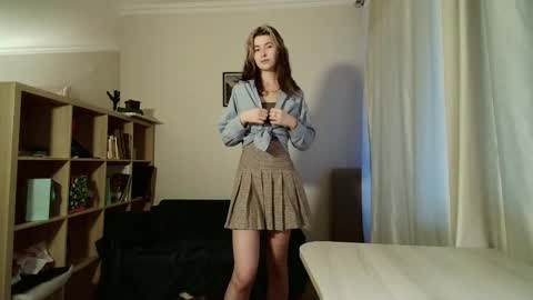 Dia online show from March 30, 3:35 pm