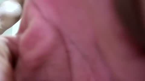 Snapshot of drey40 chatting on May 23, 4:00 pm drey40 online show from May 23, 4:00 pm