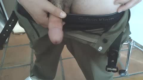 Snapshot of drg8727 chatting on March 23, 10:47 pm drg8727 online show from March 23, 10:47 pm