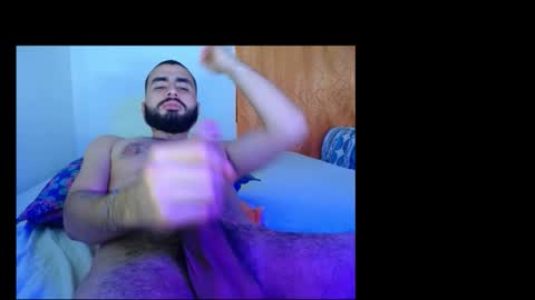 Snapshot of dricusabdallah chatting on January 19, 5:00 am dricusabdallah online show from January 19, 5:00 am