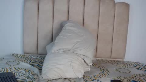 Snapshot of dricusabdallah chatting on February 1, 7:23 pm dricusabdallah online show from February 1, 7:23 pm