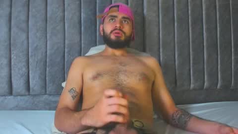 Snapshot of dricusabdallah chatting on February 3, 10:59 pm dricusabdallah online show from February 3, 10:59 pm