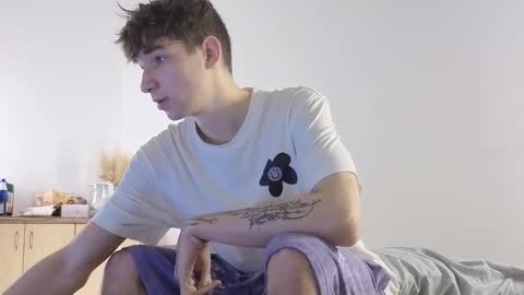 Mark online show from December 21, 7:21 pm