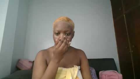 Kimberly online show from November 25, 8:14 am