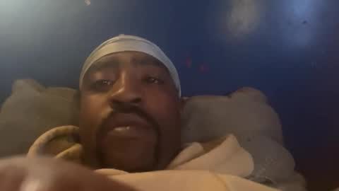 Snapshot of dripgd chatting on February 3, 2:11 pm dripgd online show from February 3, 2:11 pm